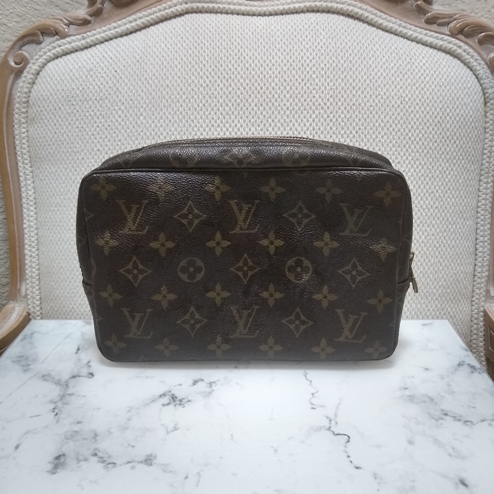 Vintage Louis Vuitton Monogram Trousse 23 Pouch Clutch Bag
